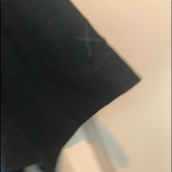 Kaws X Peanuts X Uniqlo Snoopy Joe Kaws Graphic Art T Shirt - Picture 9 of 12